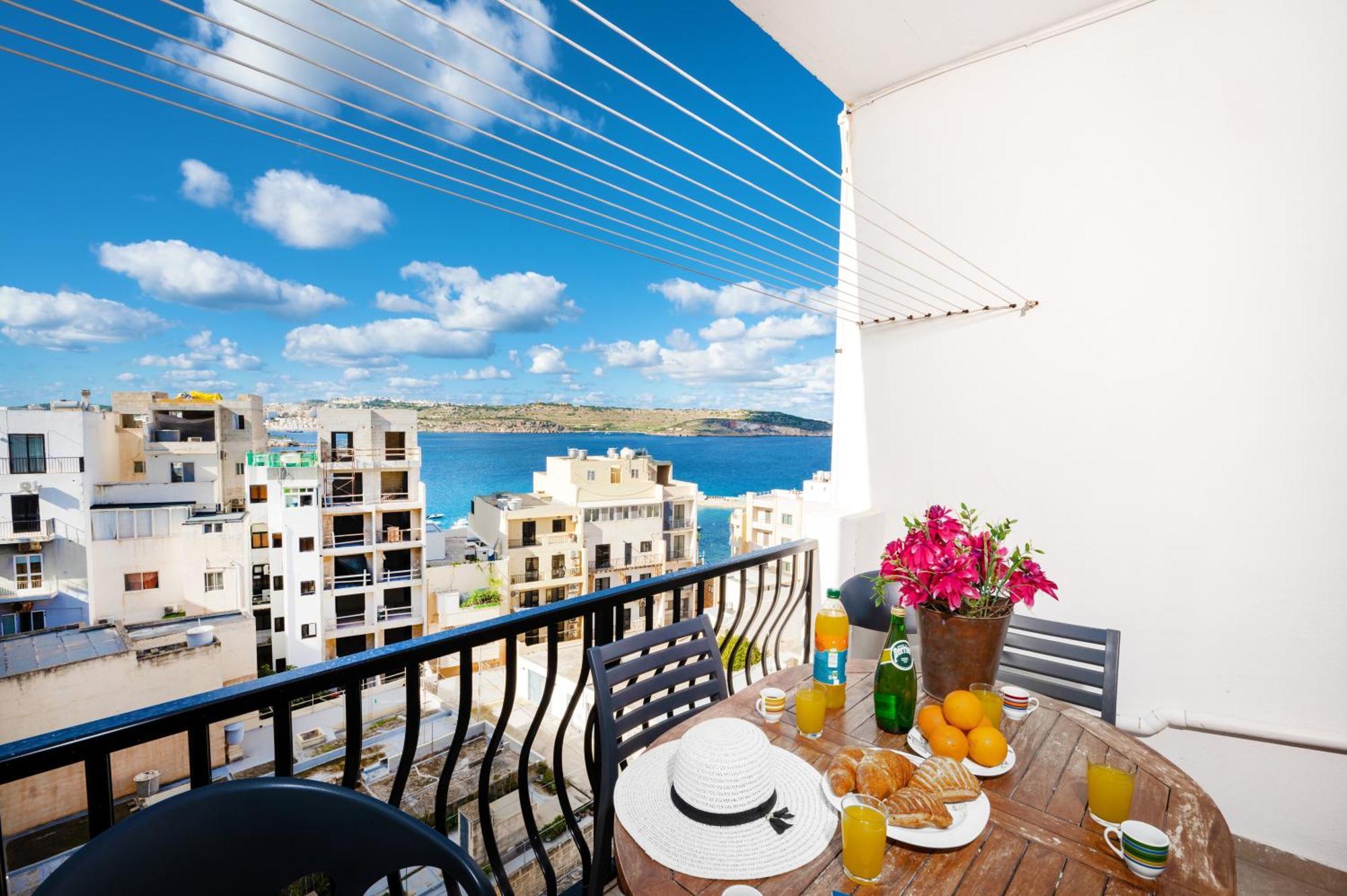 Seashells Apartments With Terrace, Just Off The Seafront In Bugibba - By Getawaysmalta 세인트폴스베이 외부 사진